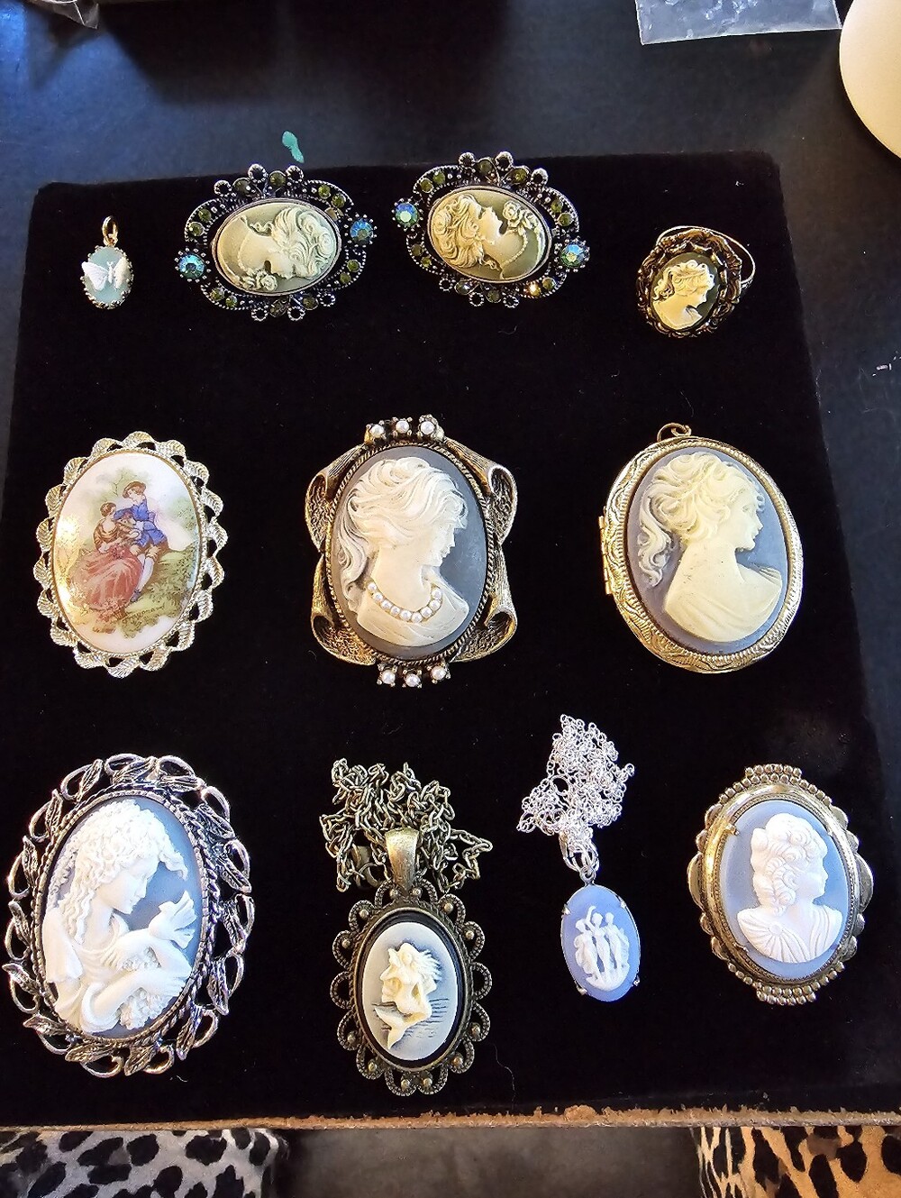 Large Vintage Cameo Lot